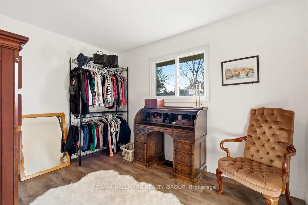 Photo 21 of 45 Westwood Drive, Ottawa, Meadowlands/Crestview — HOMEH