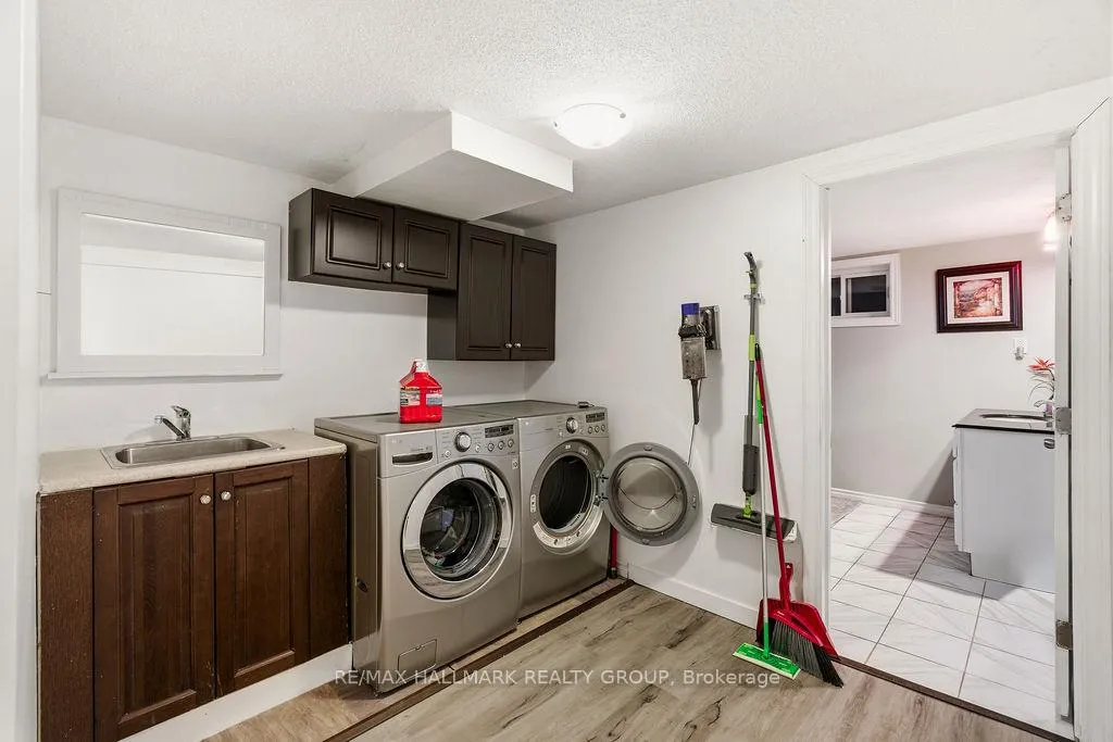 Photo 26 of 45 Westwood Drive, Ottawa, Meadowlands/Crestview — HOMEH