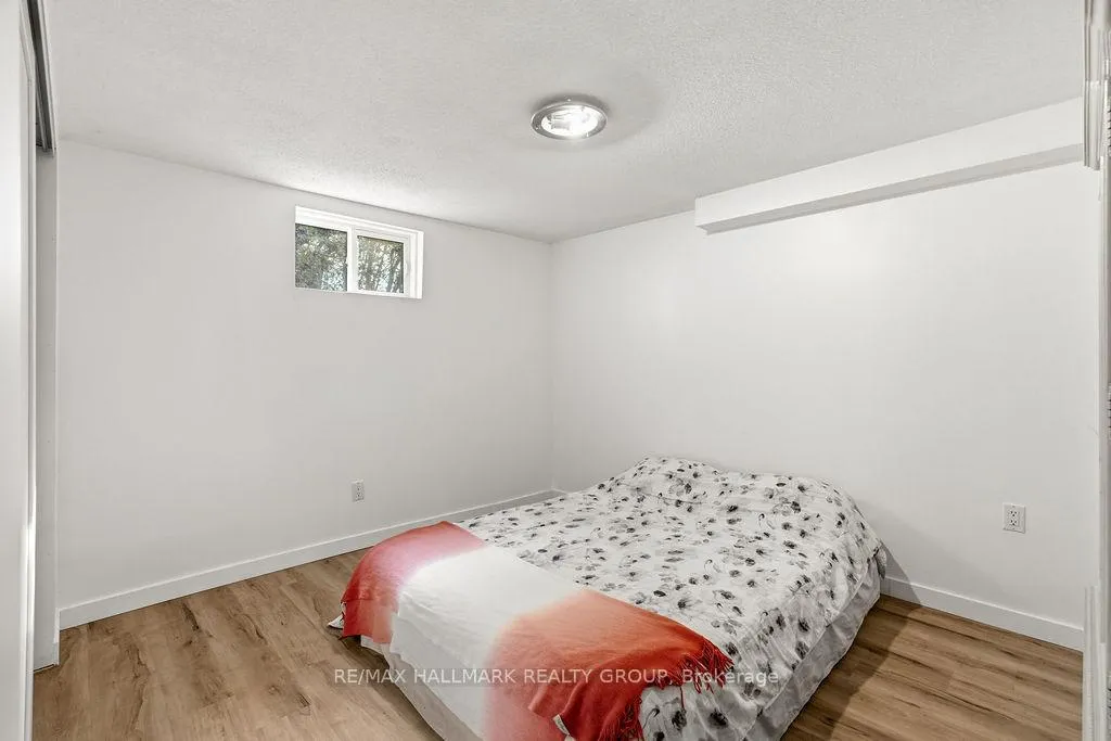 Photo 29 of 45 Westwood Drive, Ottawa, Meadowlands/Crestview — HOMEH