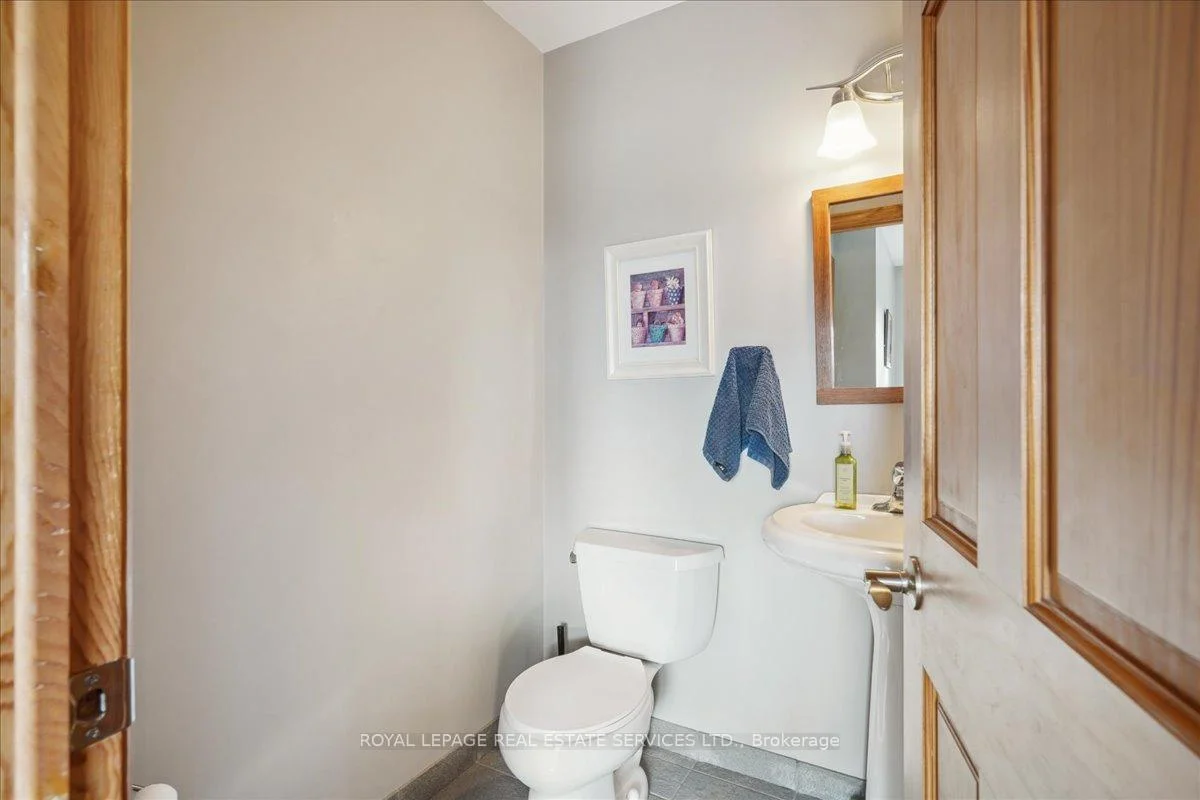 Photo 10 of 3680 Campden Road, Lincoln, Beamsville — HOMEH