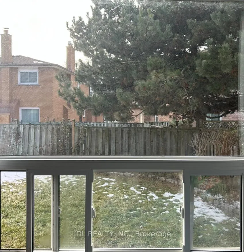 Photo 2 of Unit Suite AA, 101 Summerdale Dr, Markham, Thornlea — HOMEH