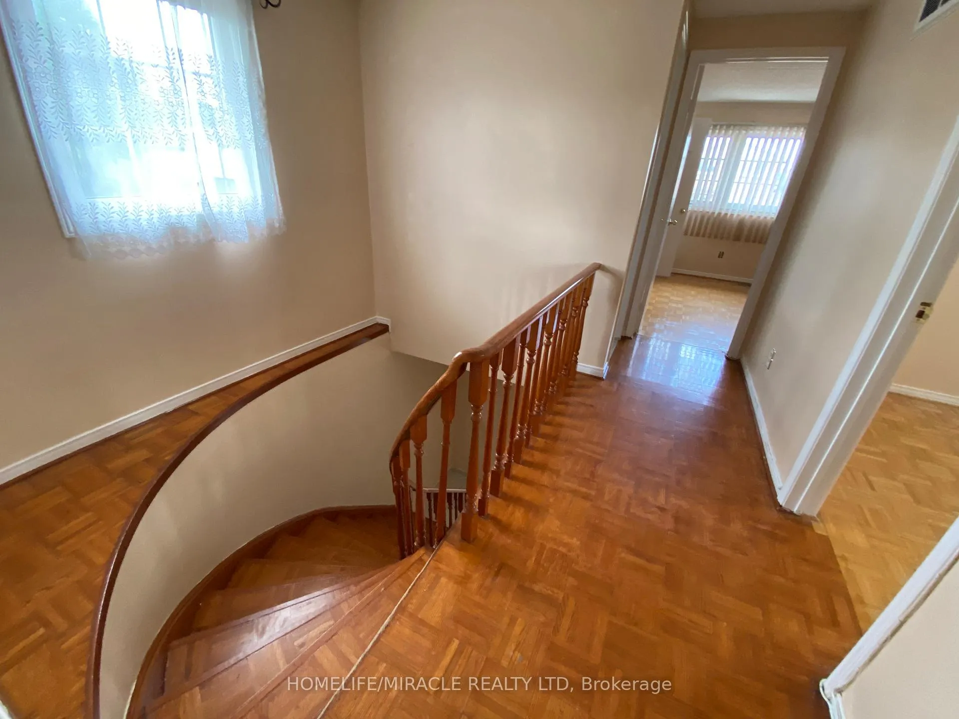 Photo 6 of 1 Kay Drive, Etobicoke, Mount Olive-Silverstone-Jamestown — HOMEH