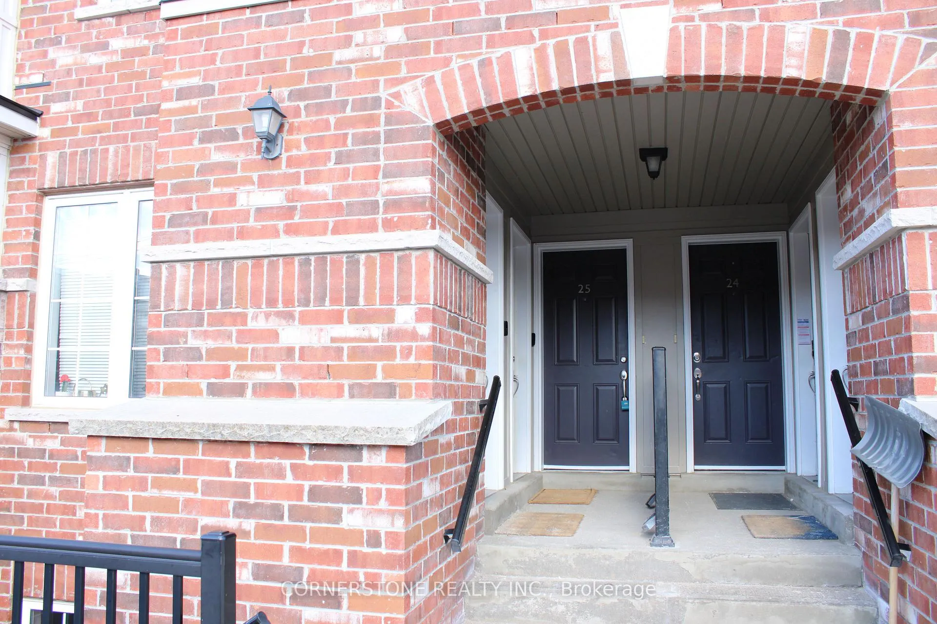 Photo 2 of Unit 25, 5 Armstrong Street, Orangeville — HOMEH