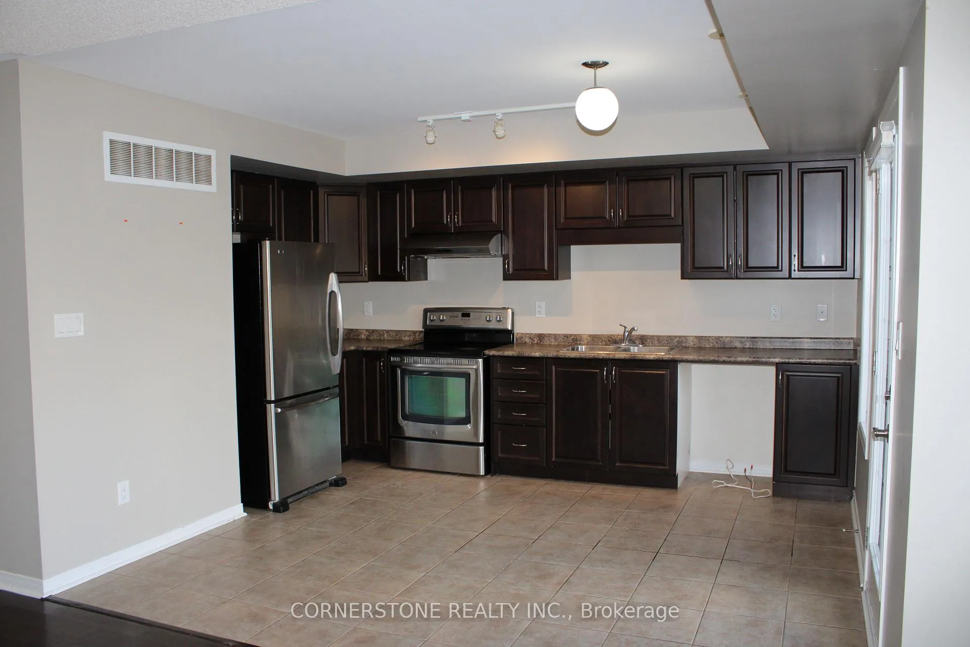 Photo 9 of Unit 25, 5 Armstrong Street, Orangeville — HOMEH