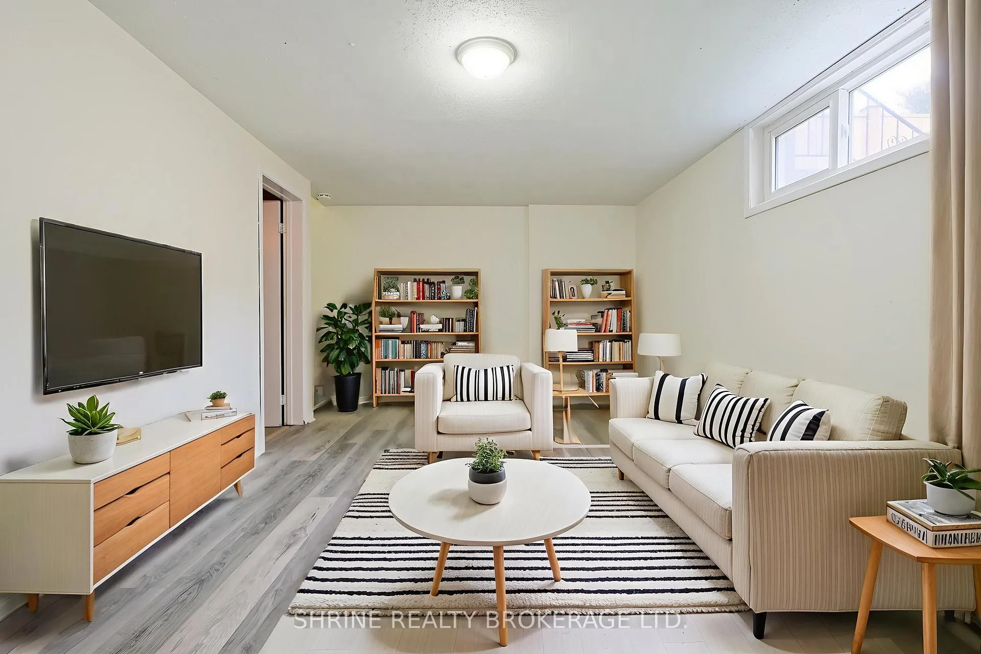 Photo 7 of Unit 51, 595 Third Street, London, East H — HOMEH