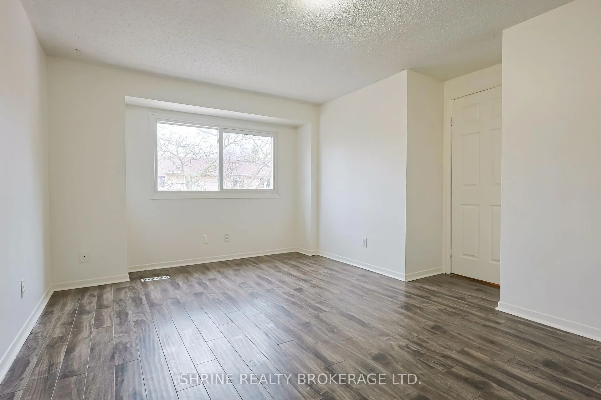 Photo 11 of Unit 51, 595 Third Street, London, East H — HOMEH