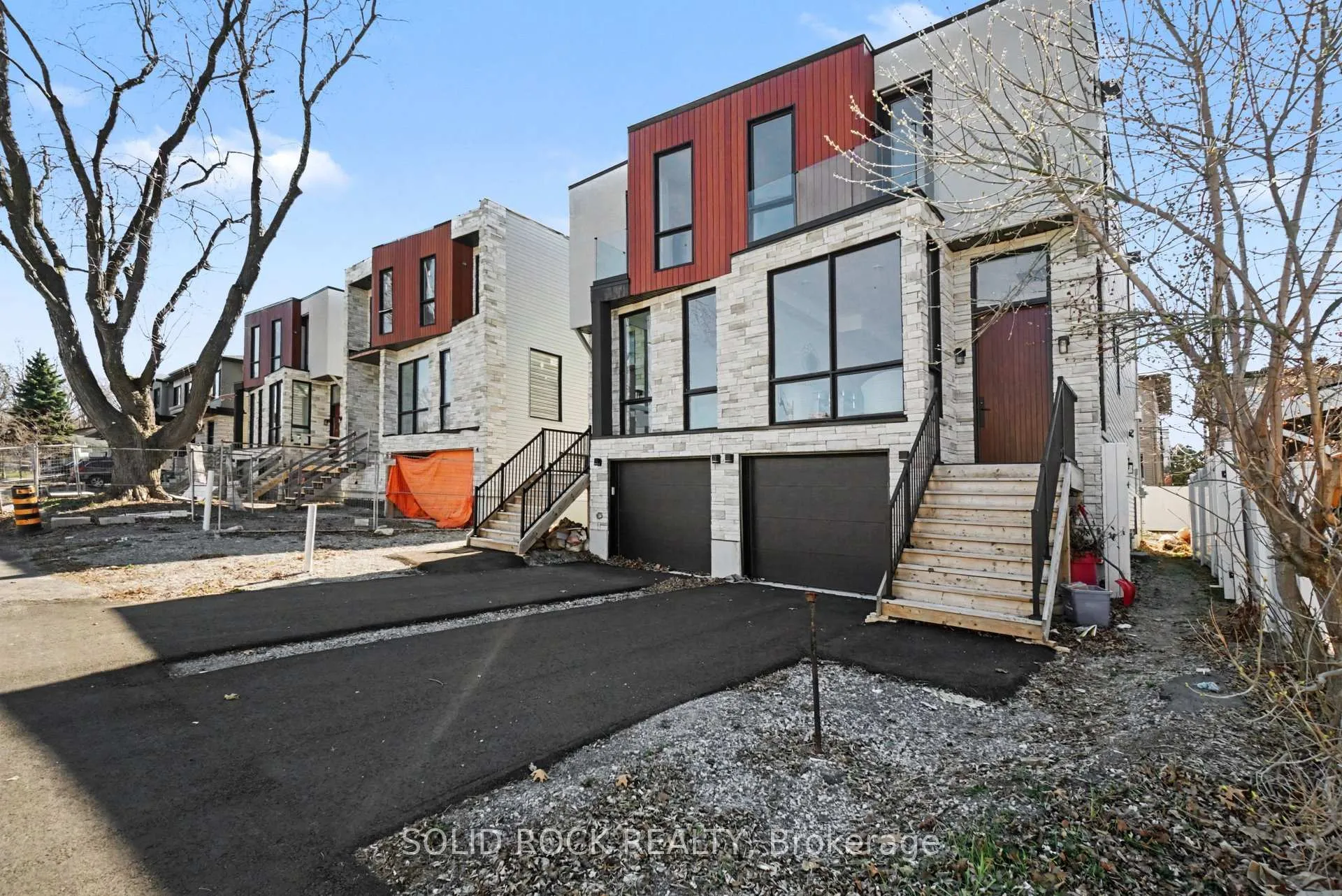 Photo 2 of 826 Alpine Avenue, Ottawa, Queensway Terrace North — HOMEH