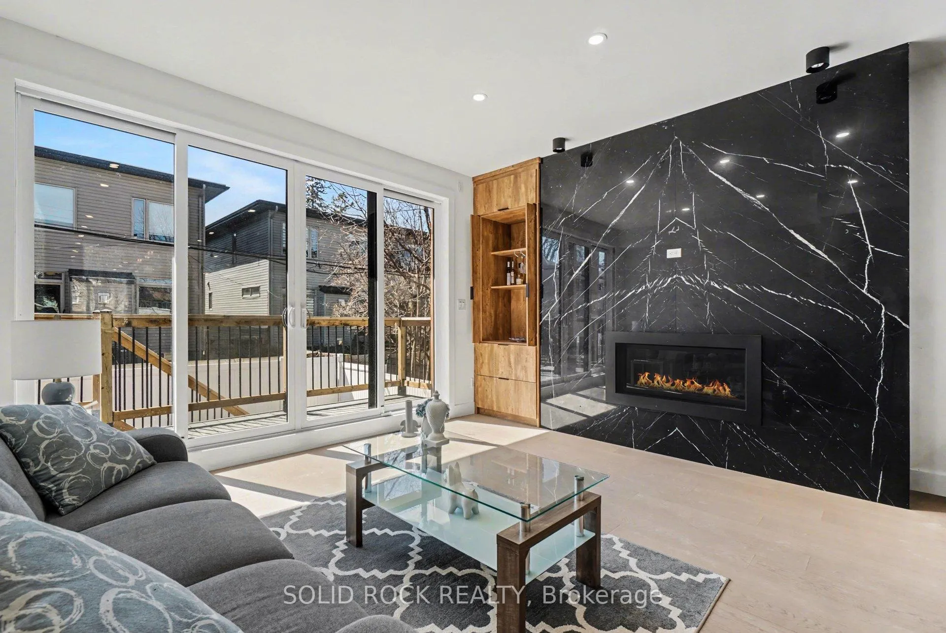 Photo 14 of 826 Alpine Avenue, Ottawa, Queensway Terrace North — HOMEH