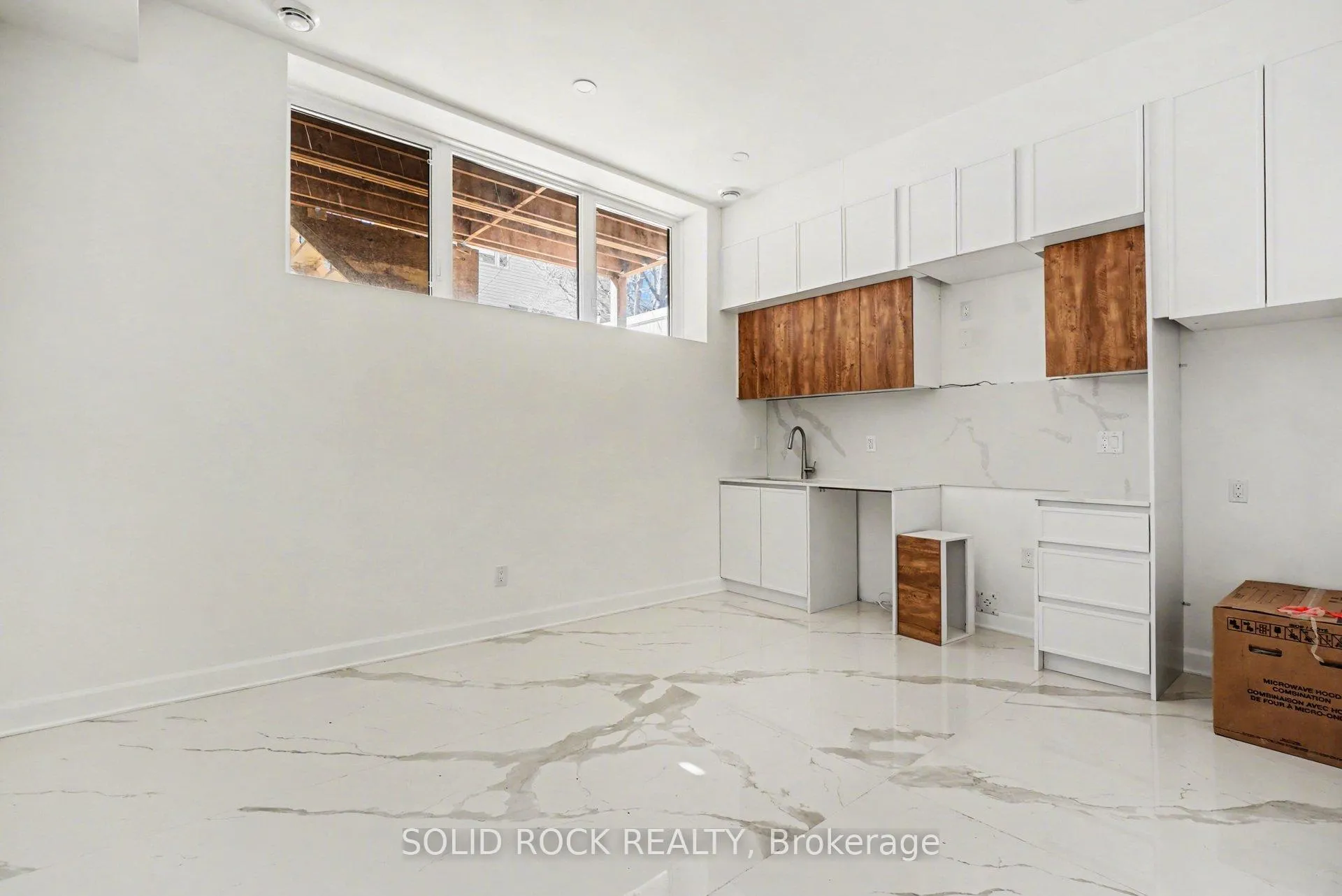 Photo 28 of 826 Alpine Avenue, Ottawa, Queensway Terrace North — HOMEH