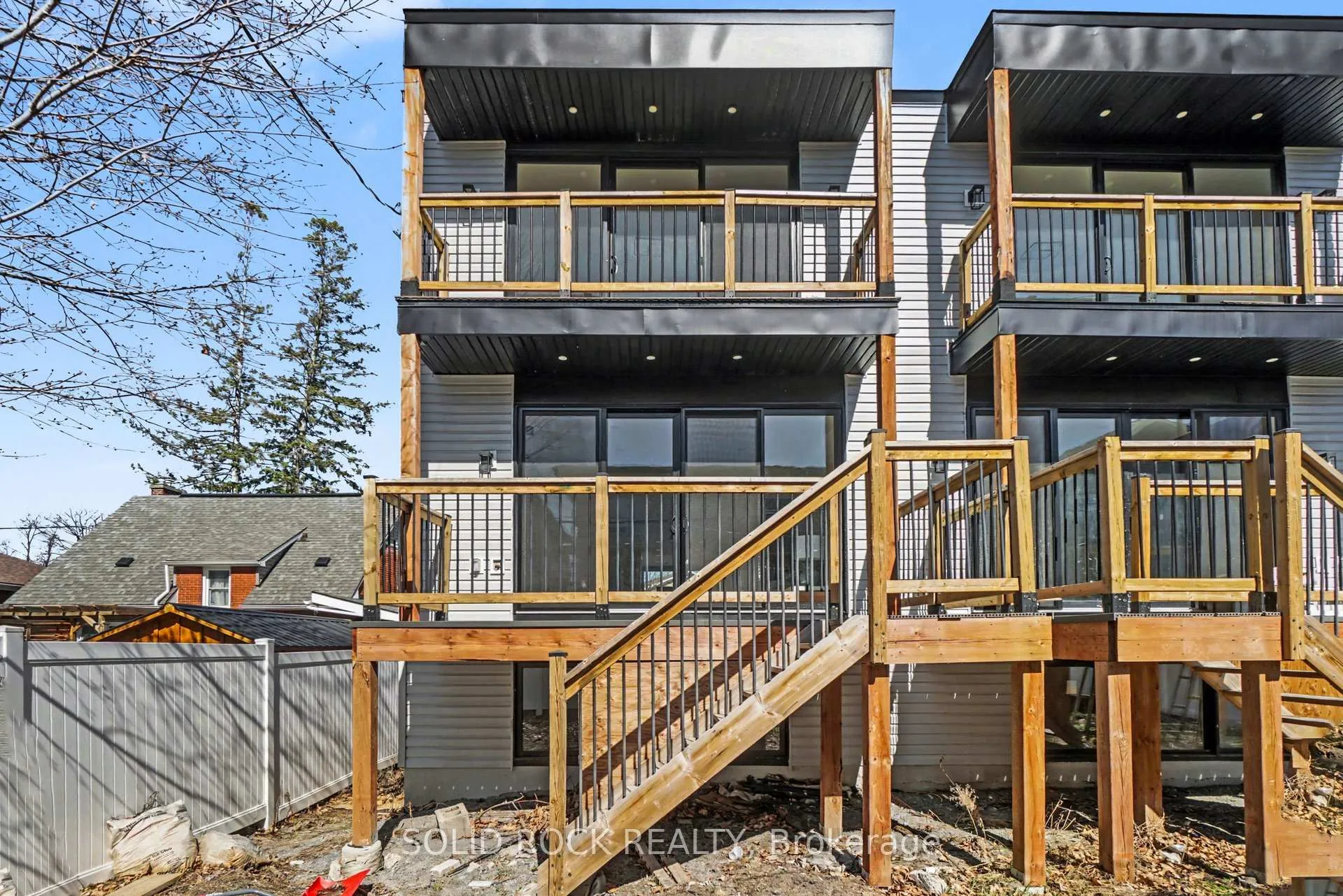 Photo 33 of 826 Alpine Avenue, Ottawa, Queensway Terrace North — HOMEH