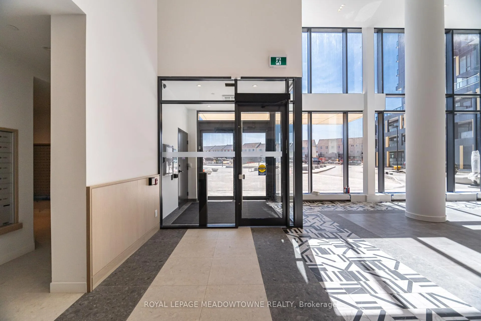 Photo 3 of Unit 429, 4878 Powers Common, Burlington, Alton — HOMEH