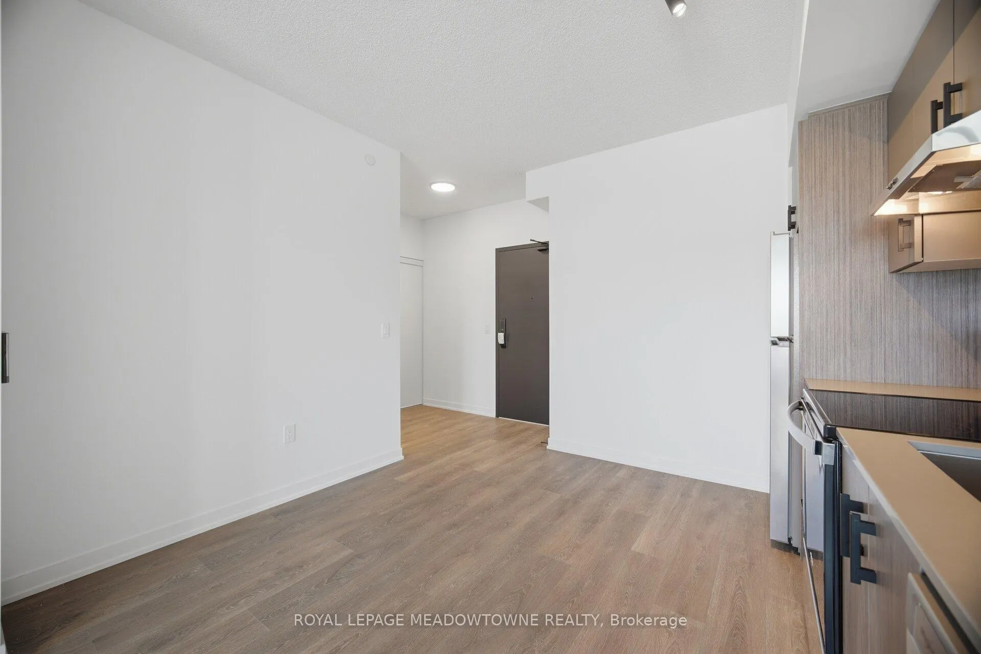 Photo 12 of Unit 429, 4878 Powers Common, Burlington, Alton — HOMEH