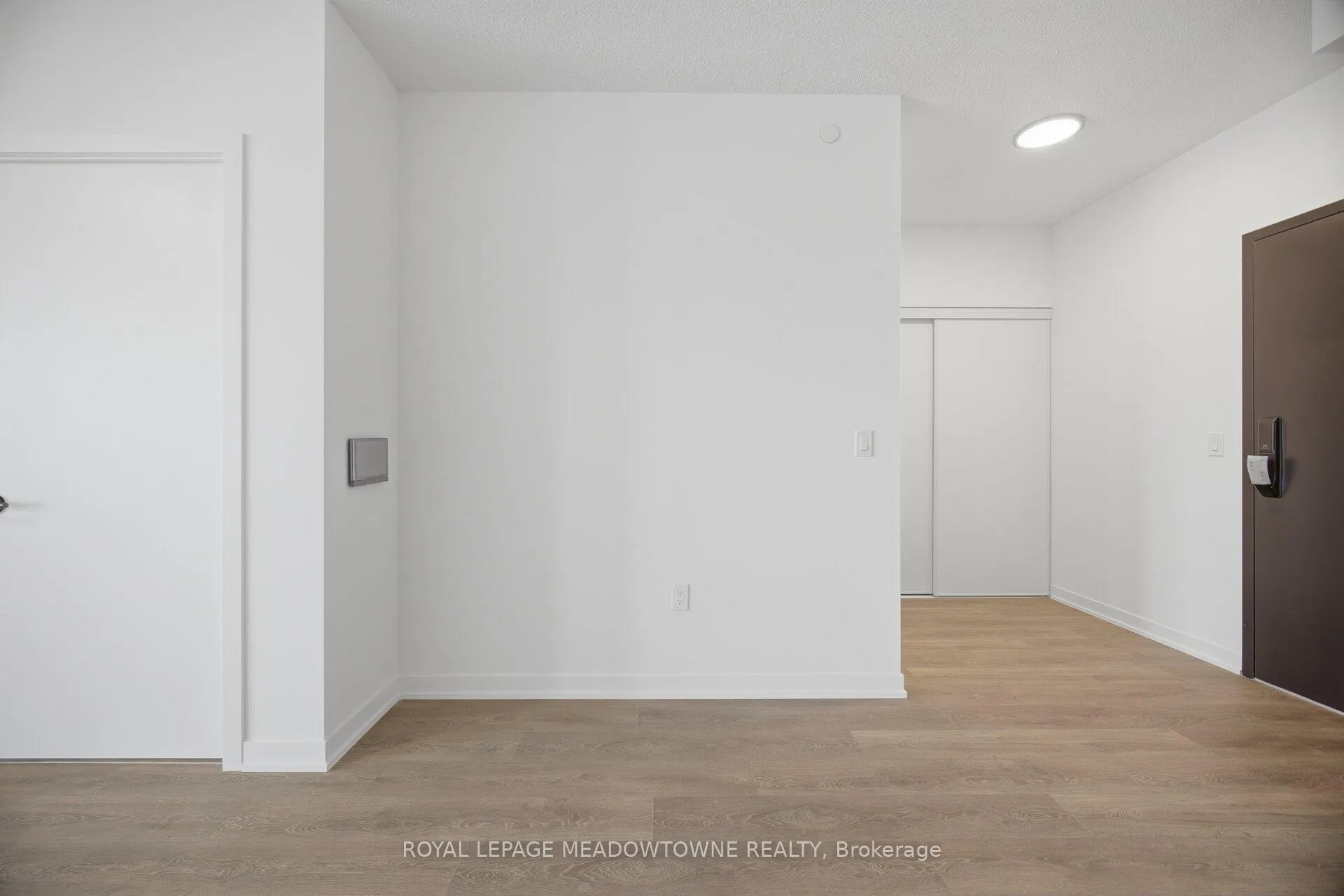 Photo 14 of Unit 429, 4878 Powers Common, Burlington, Alton — HOMEH