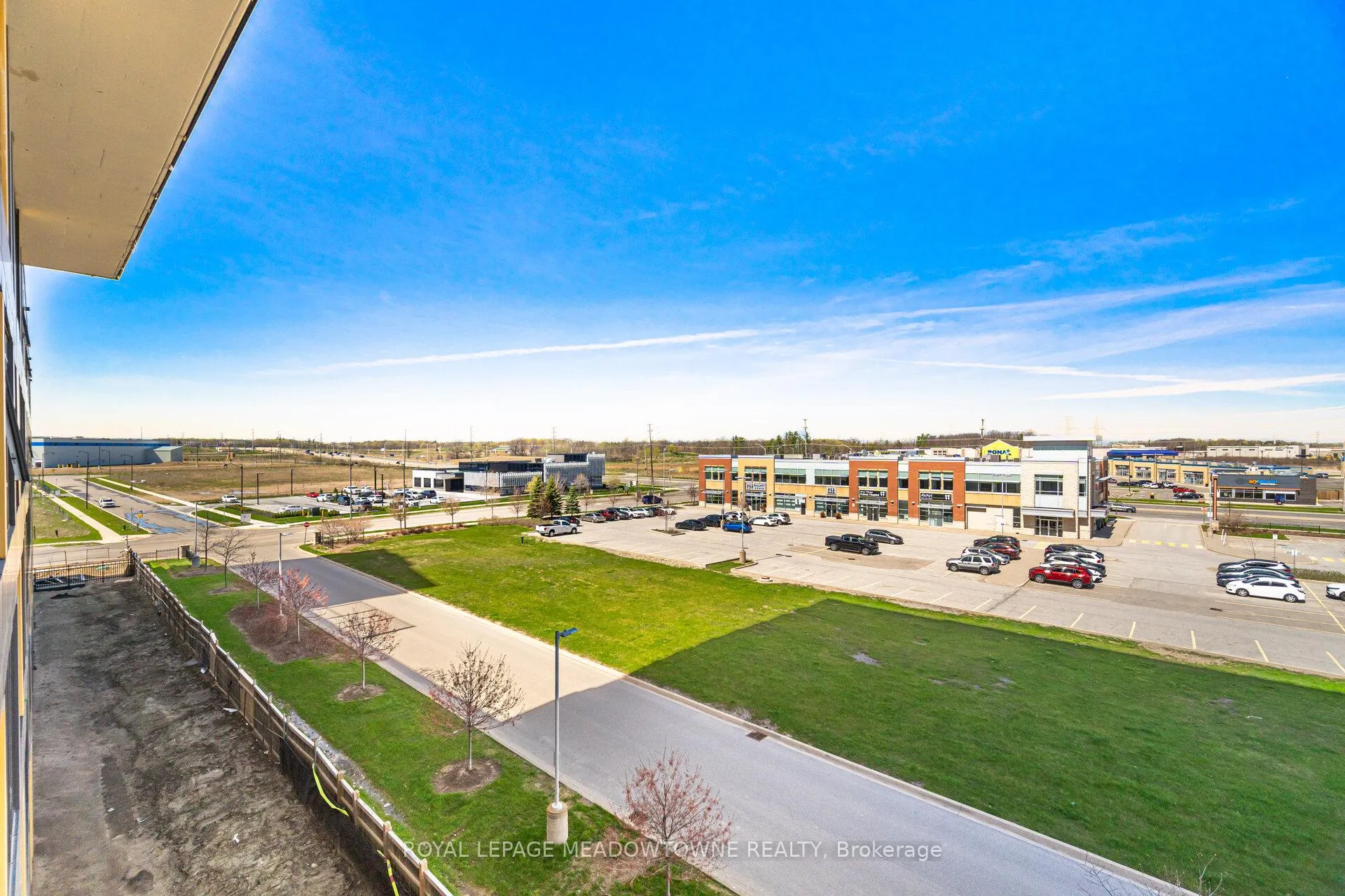 Photo 37 of Unit 429, 4878 Powers Common, Burlington, Alton — HOMEH