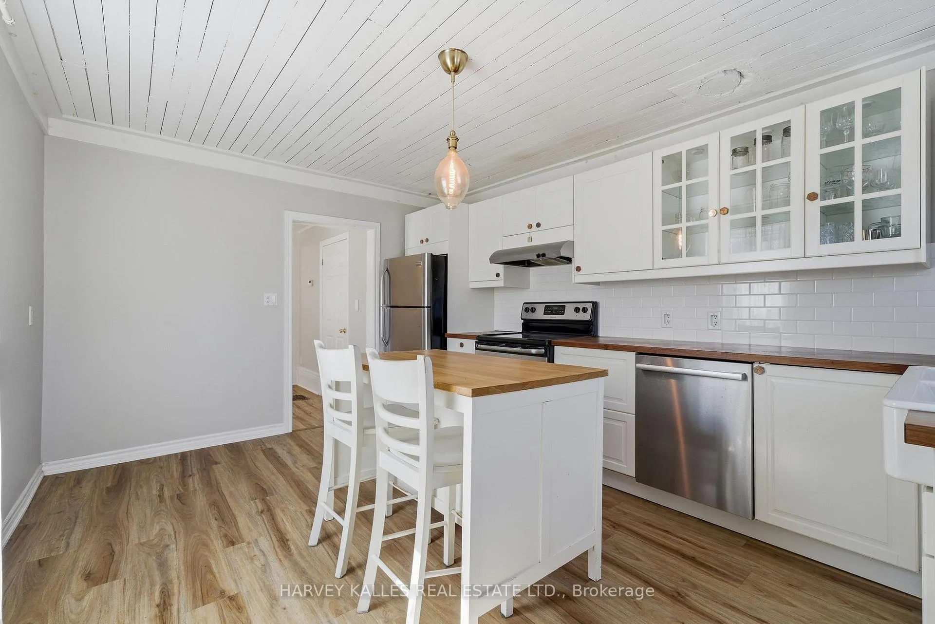 Photo 20 of 7-9 Spring Street, Prince Edward County, Picton Ward — HOMEH