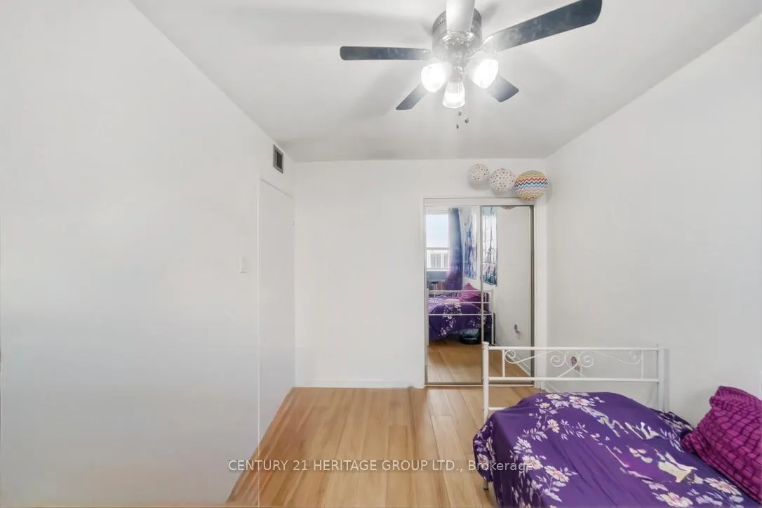 Photo 21 of Unit 1408, 2323 Confederation Parkway, Mississauga, Cooksville — HOMEH