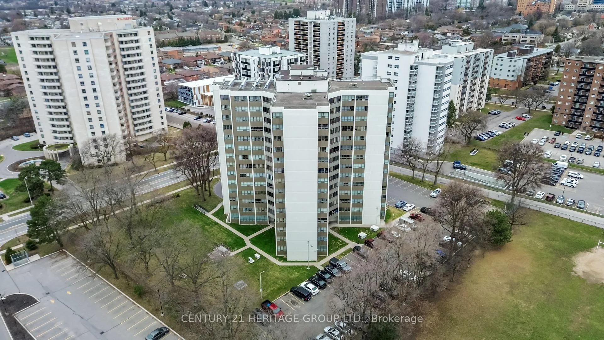 Photo 29 of Unit 1408, 2323 Confederation Parkway, Mississauga, Cooksville — HOMEH