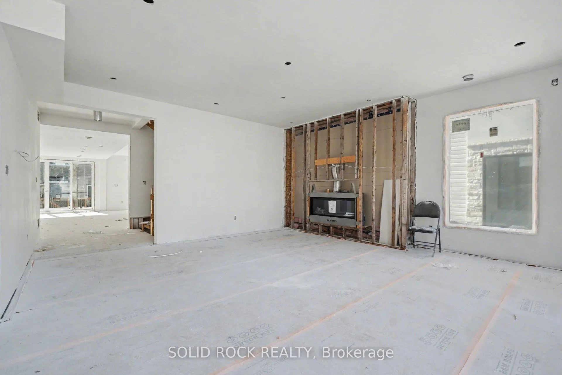 Photo 5 of 830 Alpine Avenue, Ottawa, Queensway Terrace North — HOMEH