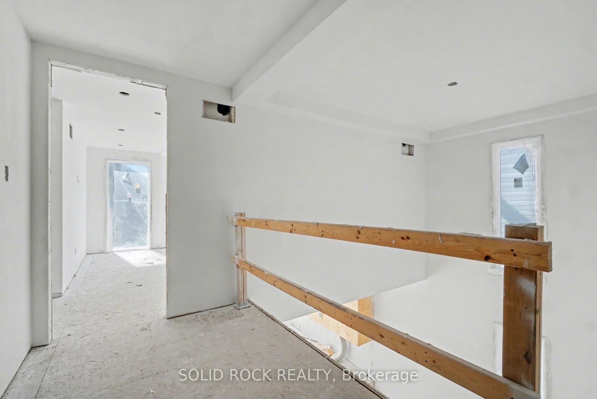 Photo 17 of 830 Alpine Avenue, Ottawa, Queensway Terrace North — HOMEH