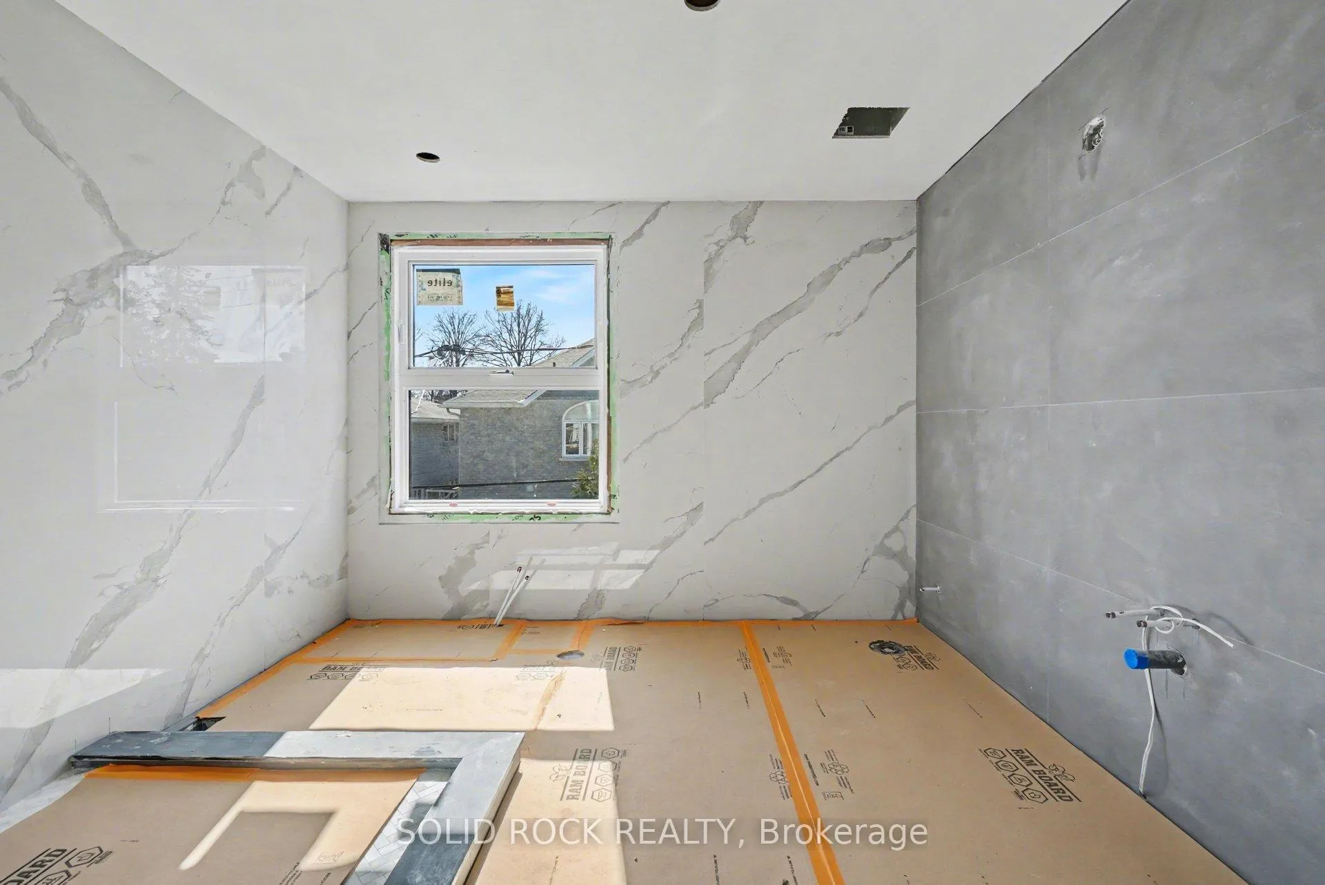 Photo 20 of 830 Alpine Avenue, Ottawa, Queensway Terrace North — HOMEH