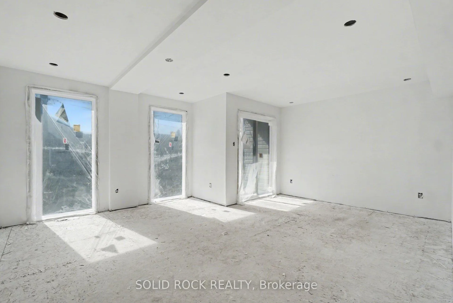 Photo 21 of 830 Alpine Avenue, Ottawa, Queensway Terrace North — HOMEH