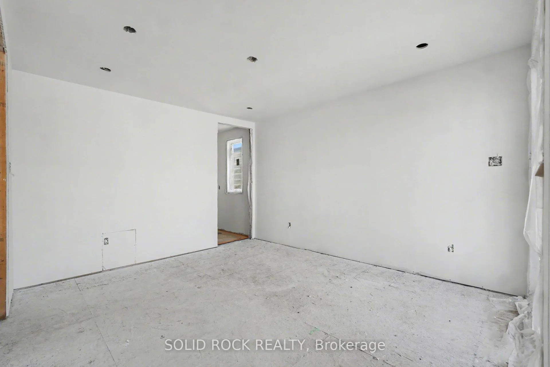 Photo 26 of 830 Alpine Avenue, Ottawa, Queensway Terrace North — HOMEH