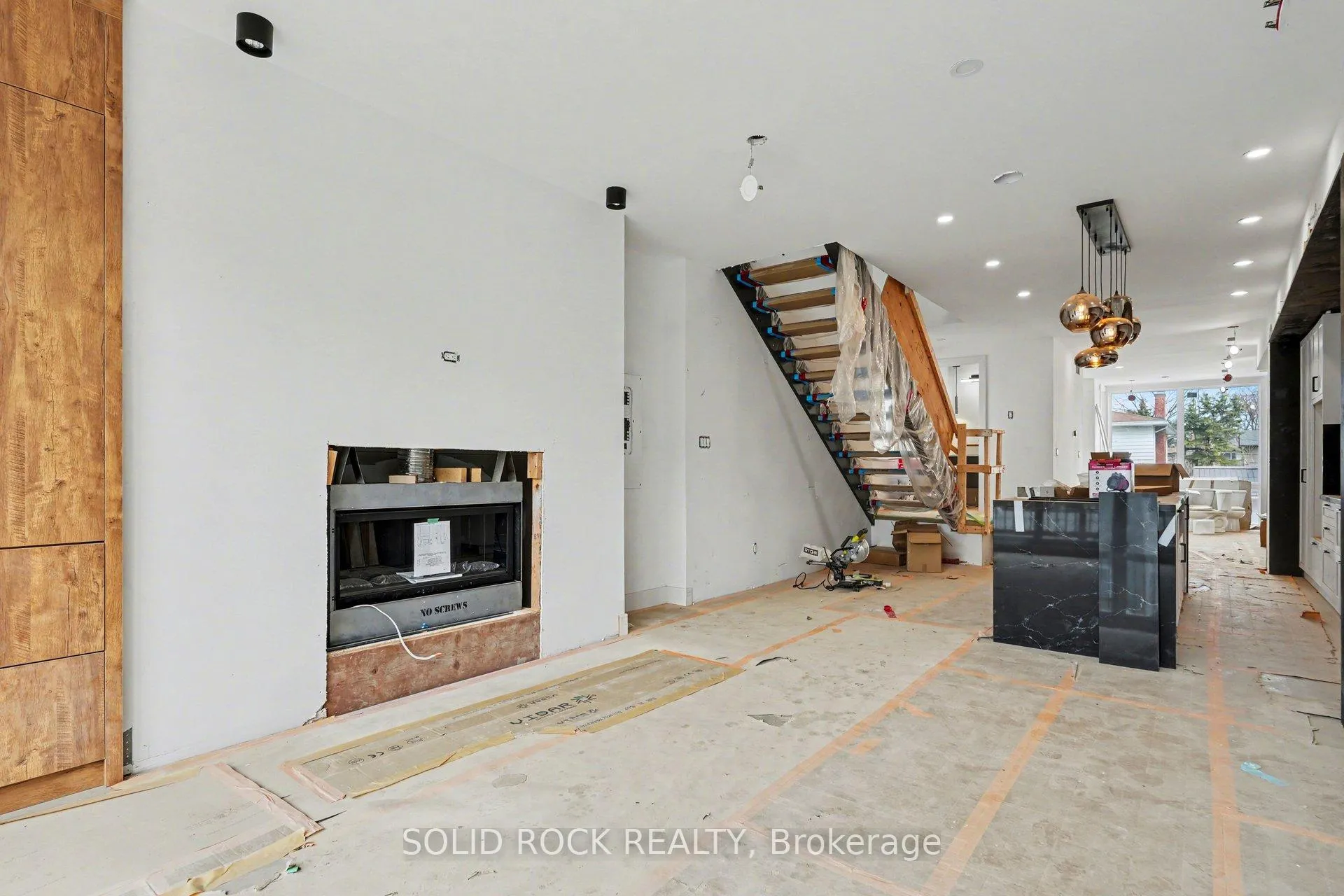 Photo 6 of 838 Alpine Avenue, Ottawa, Queensway Terrace North — HOMEH