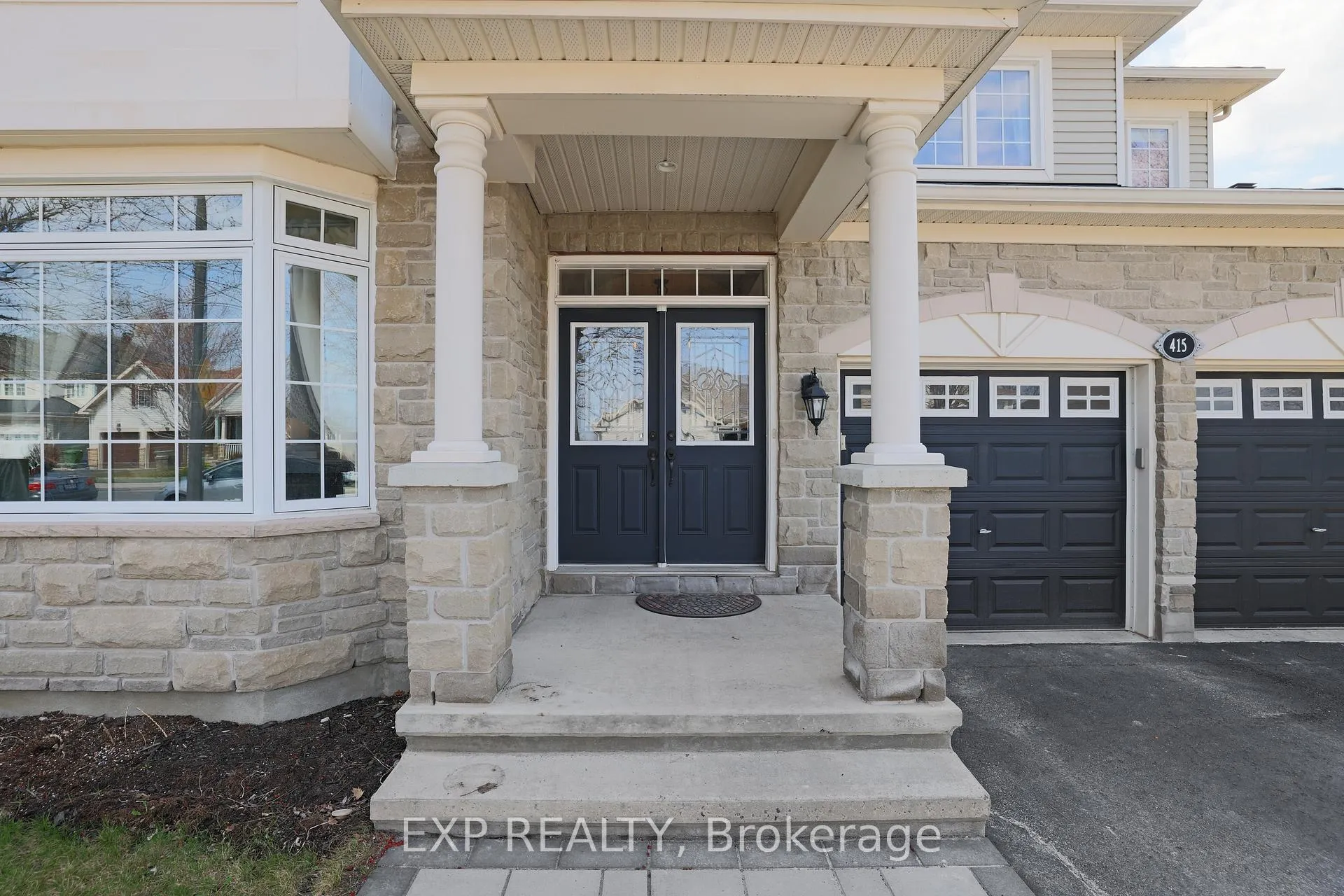 Photo 3 of 415 Dundonald Drive, Ottawa, Barrhaven - Stonebridge — HOMEH