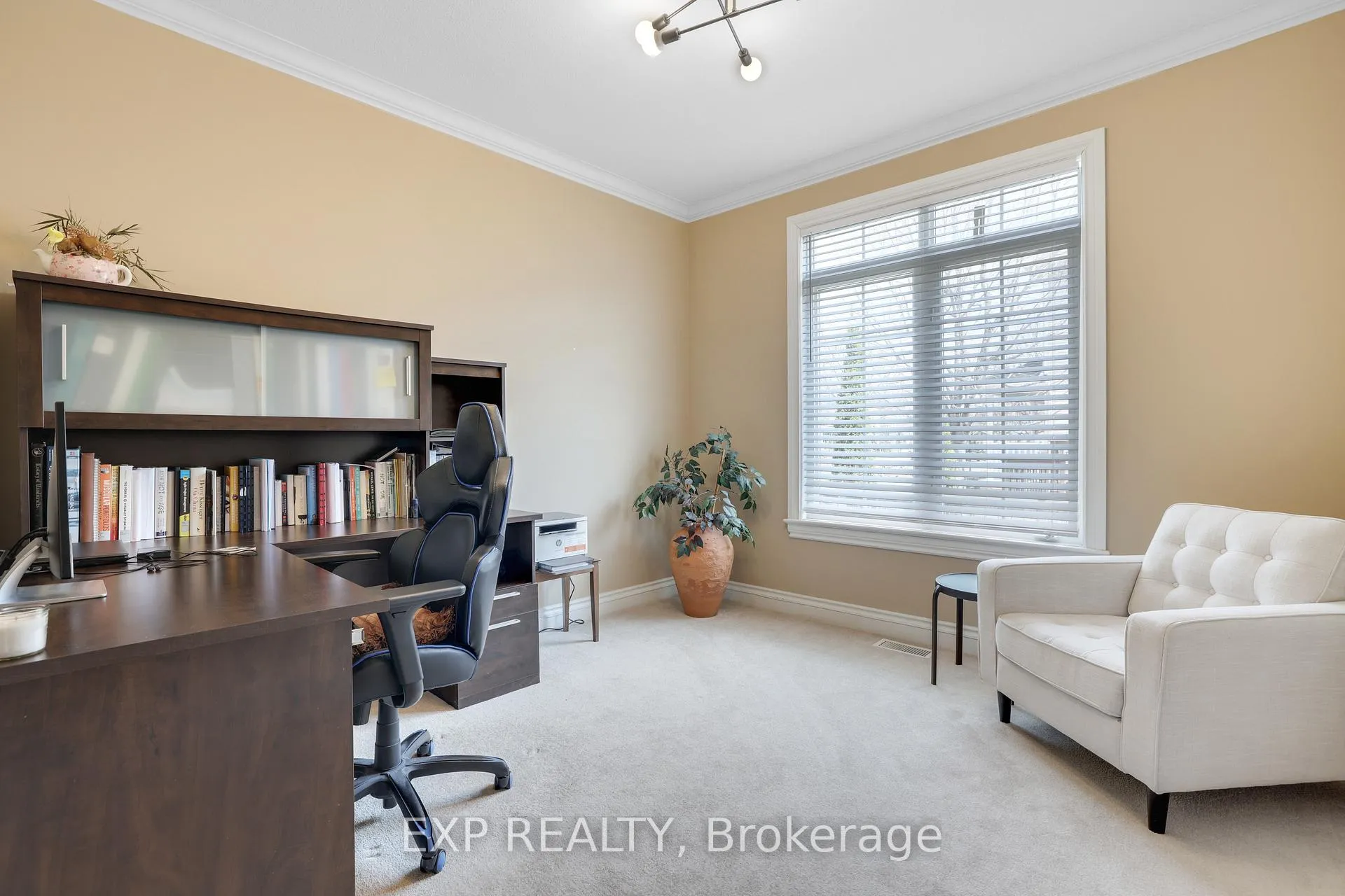 Photo 8 of 415 Dundonald Drive, Ottawa, Barrhaven - Stonebridge — HOMEH