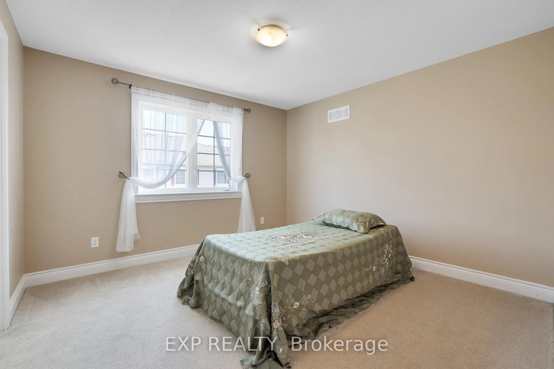 Photo 32 of 415 Dundonald Drive, Ottawa, Barrhaven - Stonebridge — HOMEH