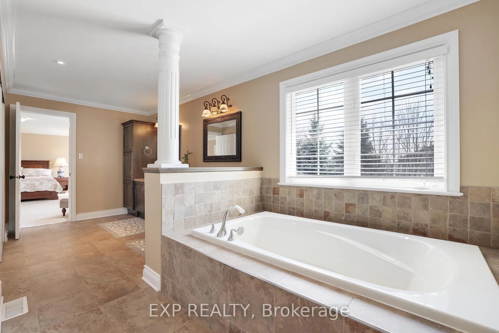 Photo 36 of 415 Dundonald Drive, Ottawa, Barrhaven - Stonebridge — HOMEH