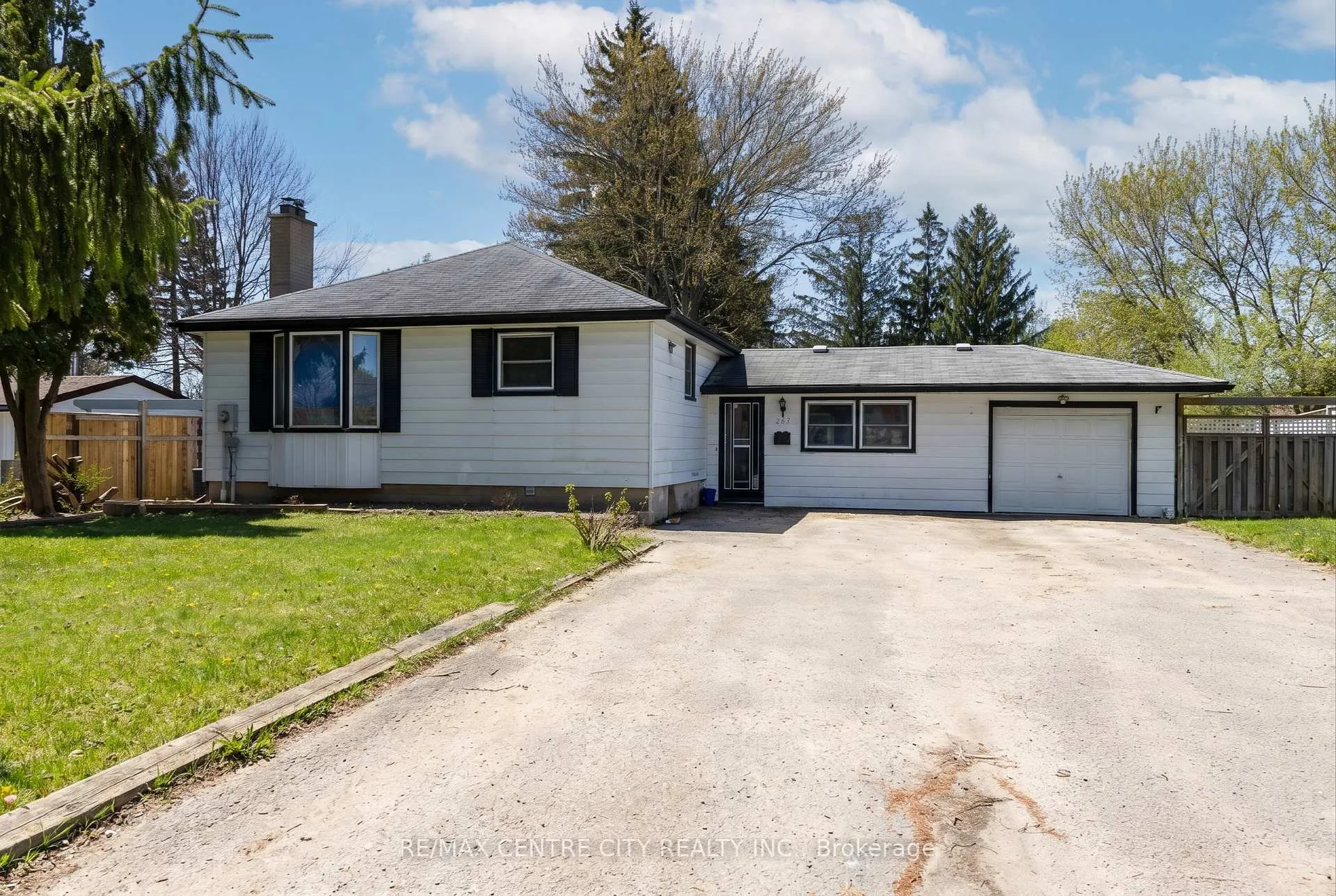 Photo 1 of 263 Clarke Road, London, East H — HOMEH