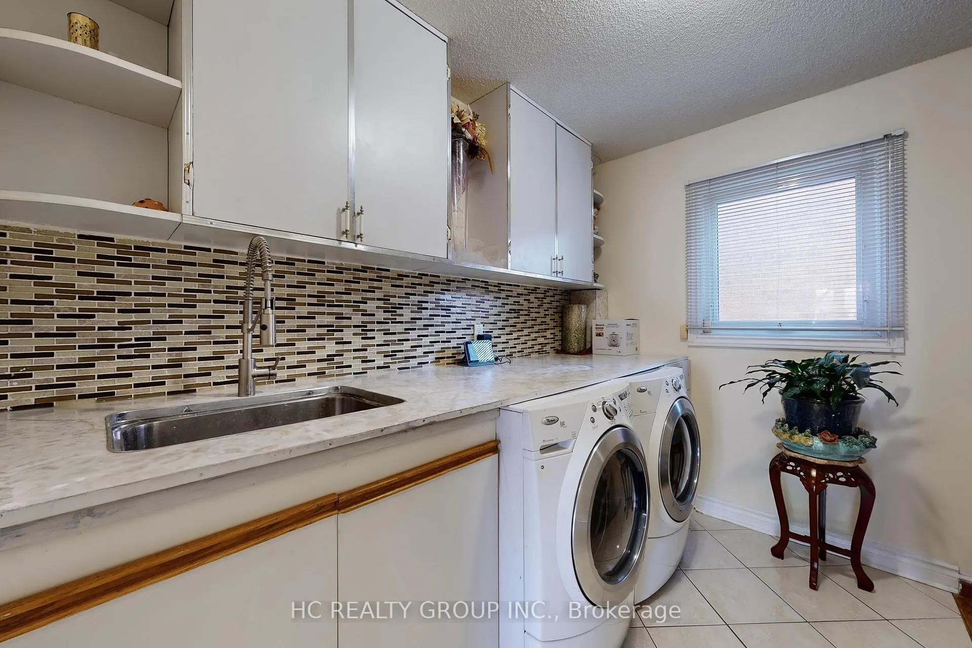 Photo 14 of 1 Atwood Court, Markham, Thornlea — HOMEH