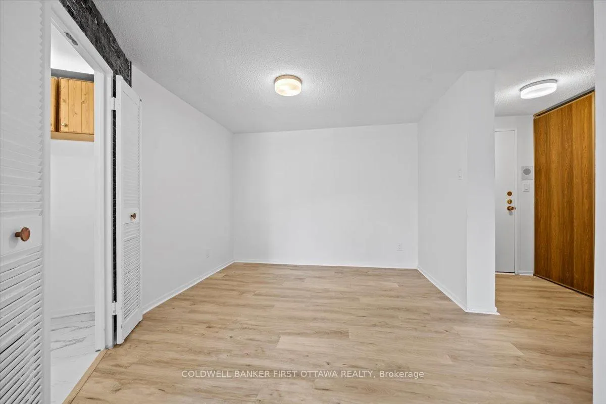 Photo 4 of Unit 808, 1171 Ambleside Drive, Ottawa, Woodroffe — HOMEH