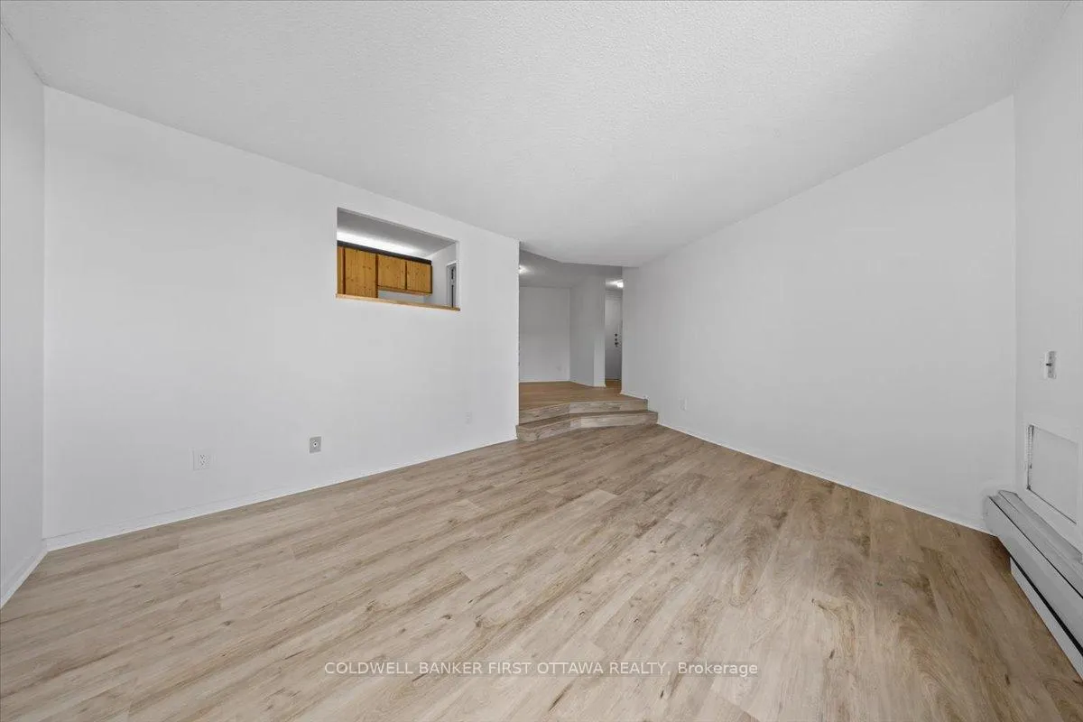 Photo 9 of Unit 808, 1171 Ambleside Drive, Ottawa, Woodroffe — HOMEH