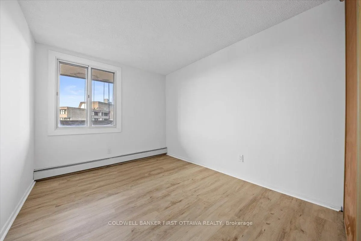 Photo 12 of Unit 808, 1171 Ambleside Drive, Ottawa, Woodroffe — HOMEH