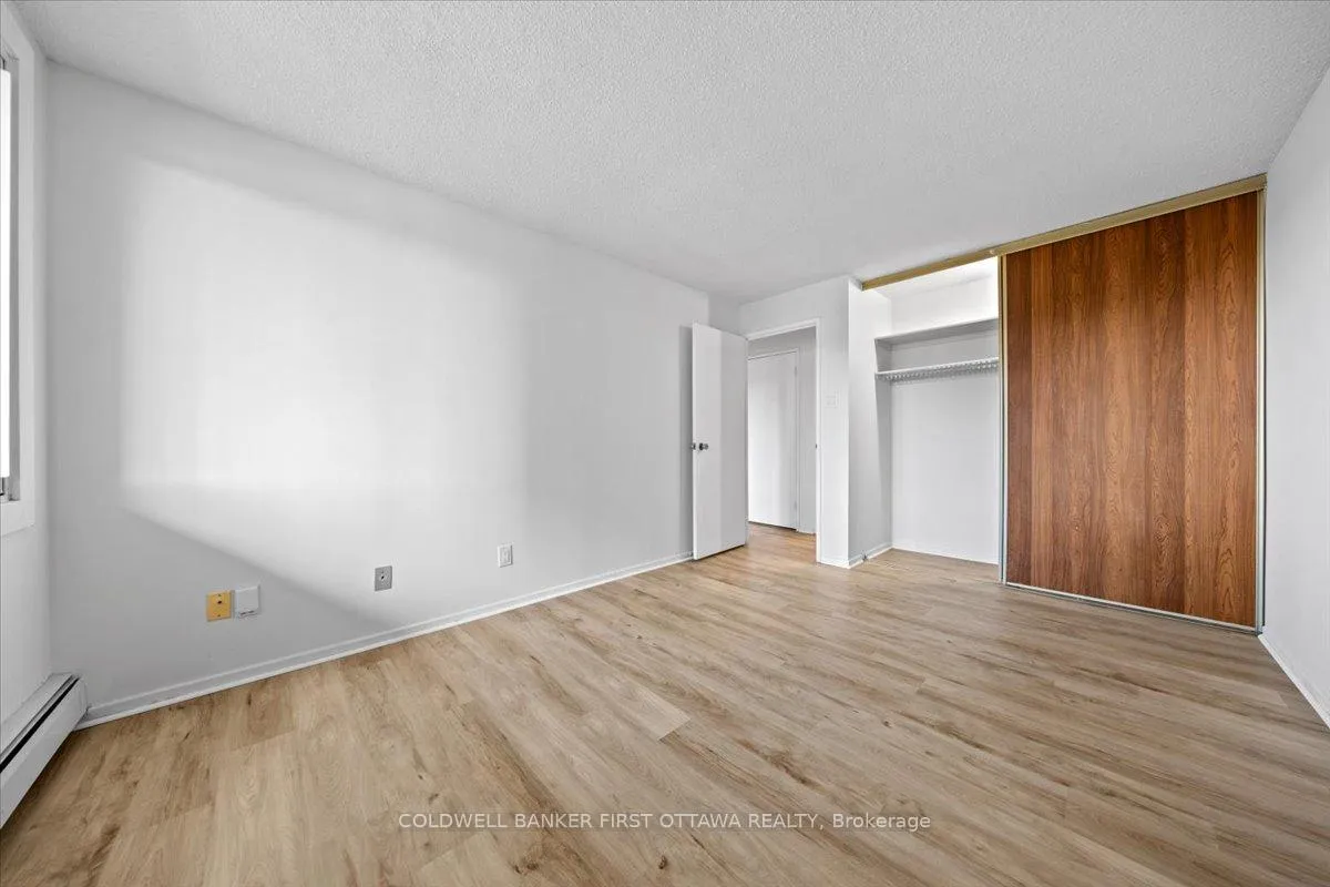 Photo 15 of Unit 808, 1171 Ambleside Drive, Ottawa, Woodroffe — HOMEH