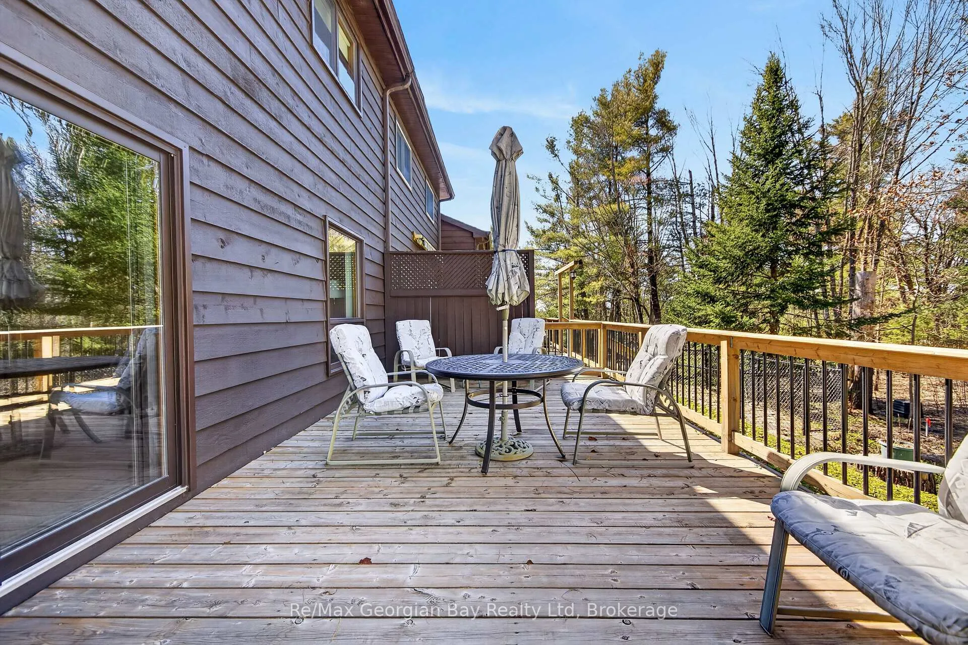 Photo 7 of 30 Oakwood Heights, Bracebridge, Macaulay — HOMEH