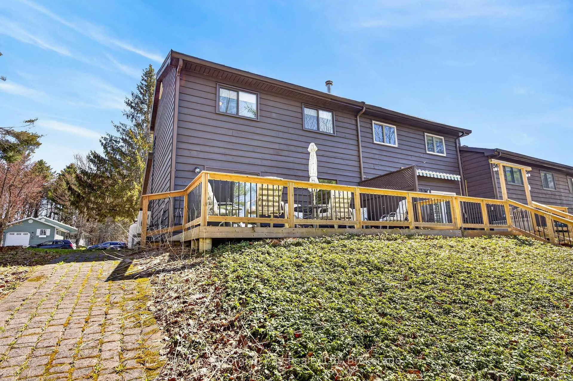 Photo 11 of 30 Oakwood Heights, Bracebridge, Macaulay — HOMEH