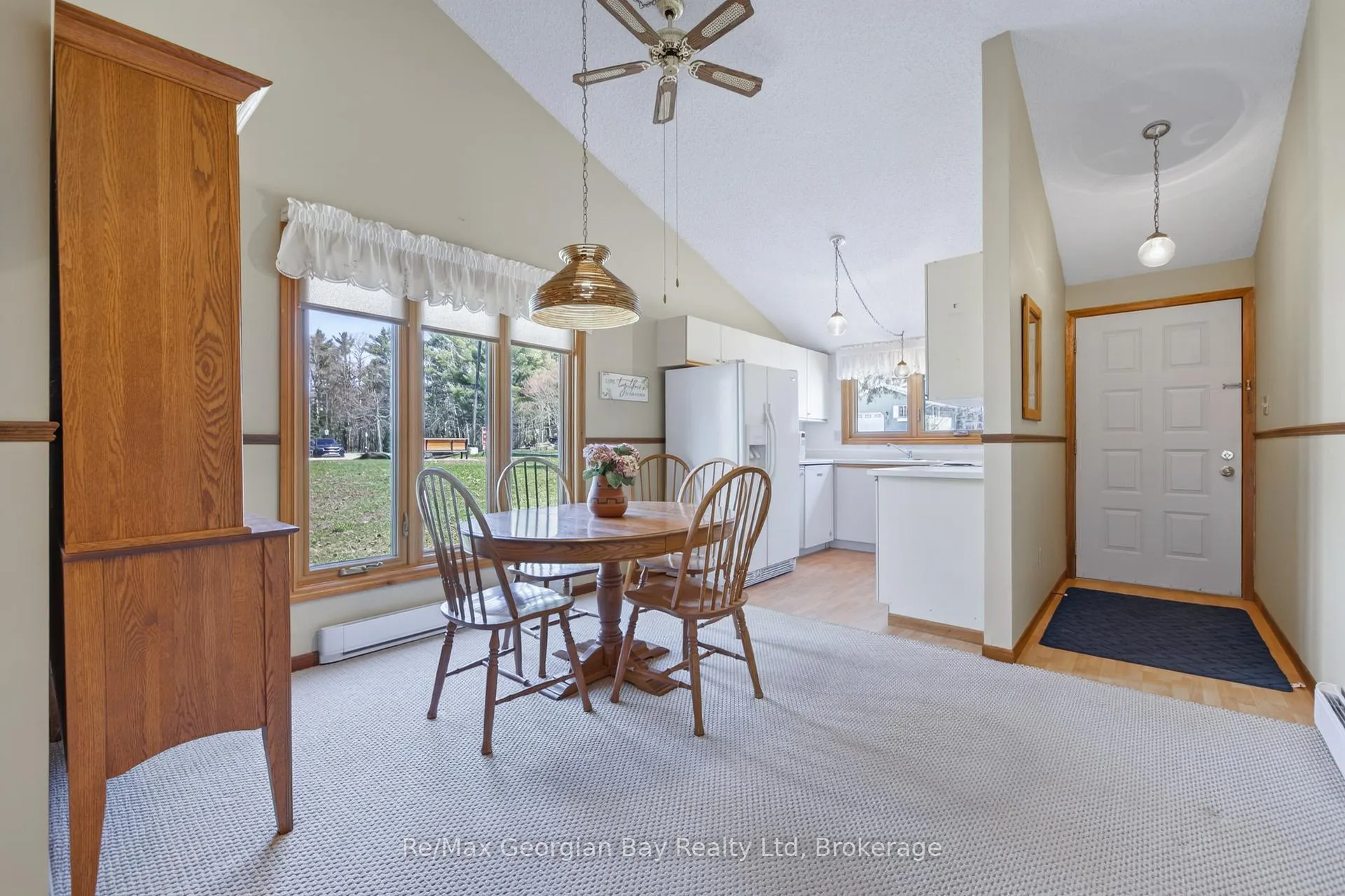 Photo 17 of 30 Oakwood Heights, Bracebridge, Macaulay — HOMEH