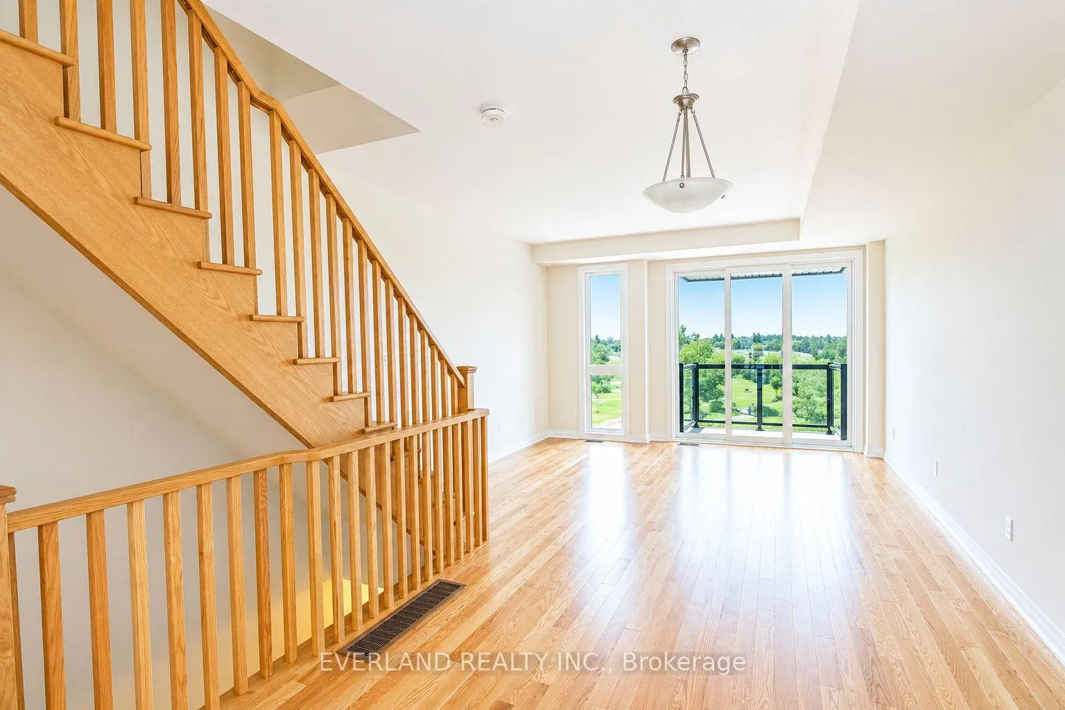Photo 2 of 1667 Bur Oak Avenue, Markham, Wismer — HOMEH
