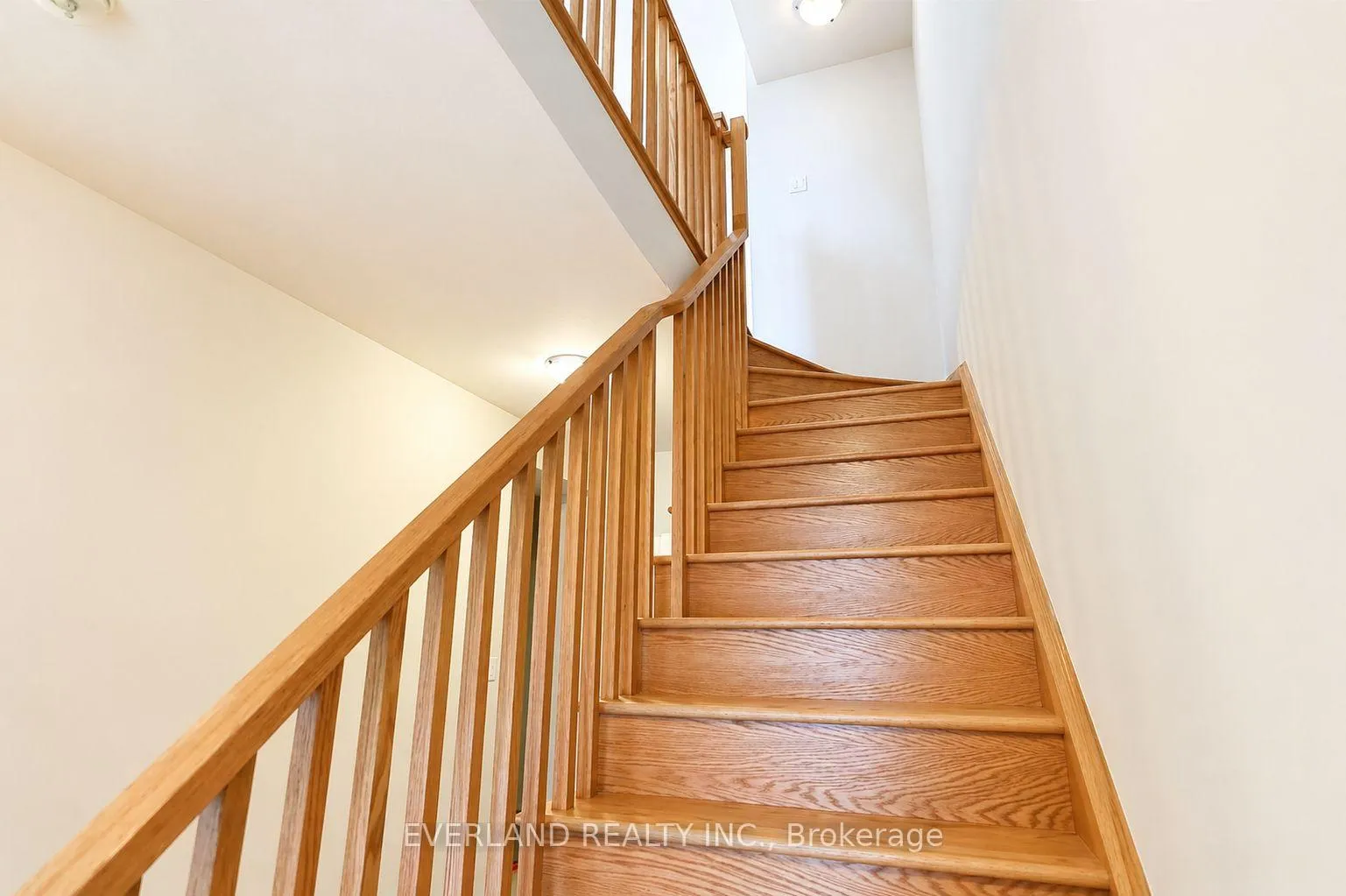 Photo 4 of 1667 Bur Oak Avenue, Markham, Wismer — HOMEH