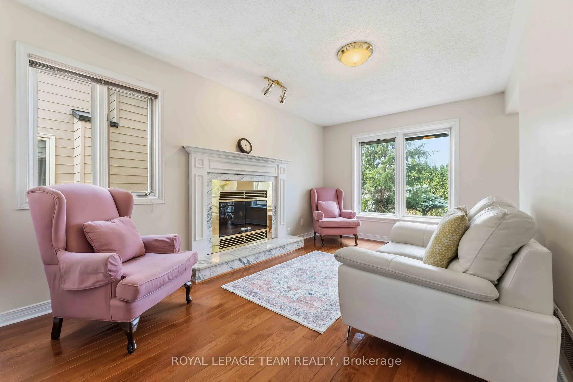 Photo 18 of 86 Sai Crescent, Ottawa, Hunt Club Park — HOMEH