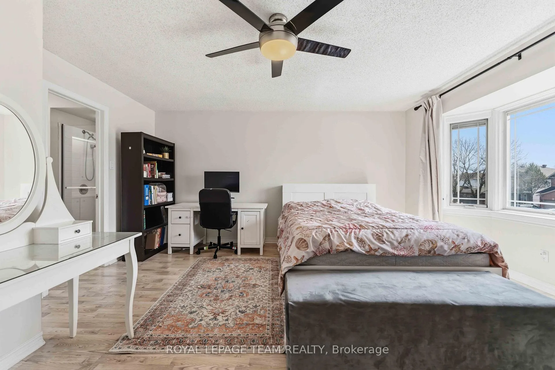Photo 26 of 86 Sai Crescent, Ottawa, Hunt Club Park — HOMEH