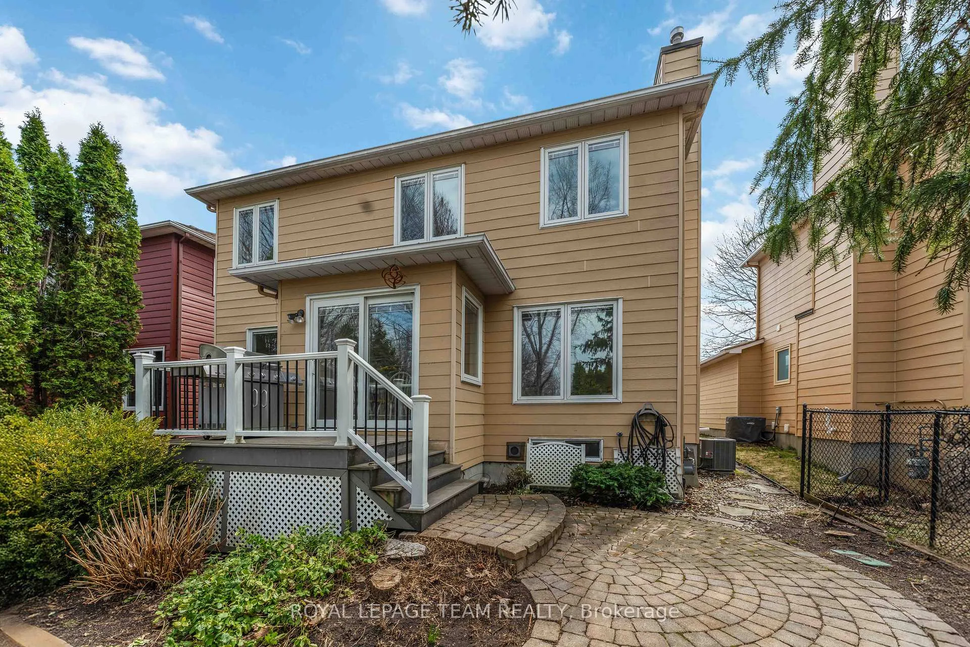 Photo 37 of 86 Sai Crescent, Ottawa, Hunt Club Park — HOMEH