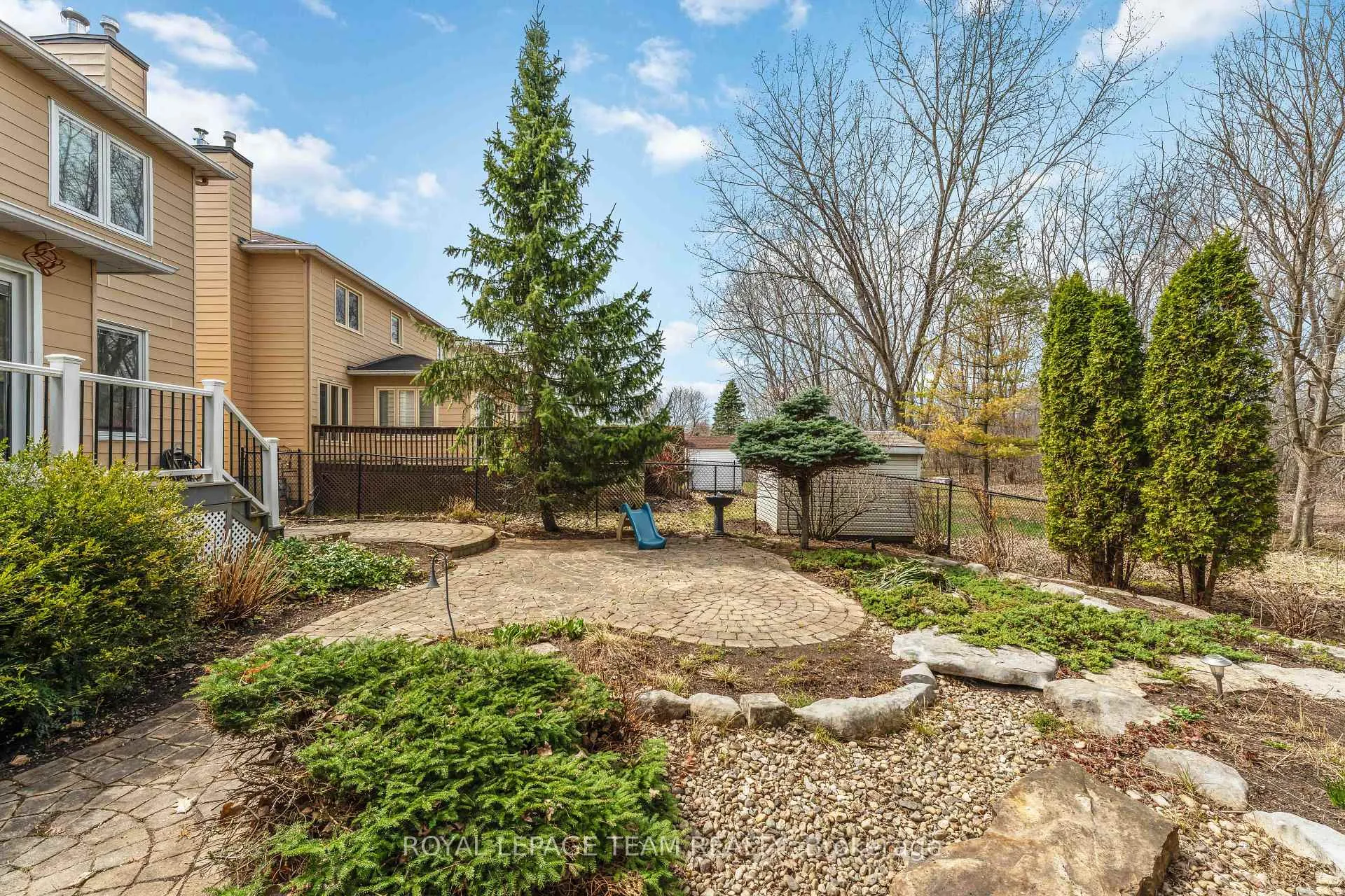 Photo 39 of 86 Sai Crescent, Ottawa, Hunt Club Park — HOMEH