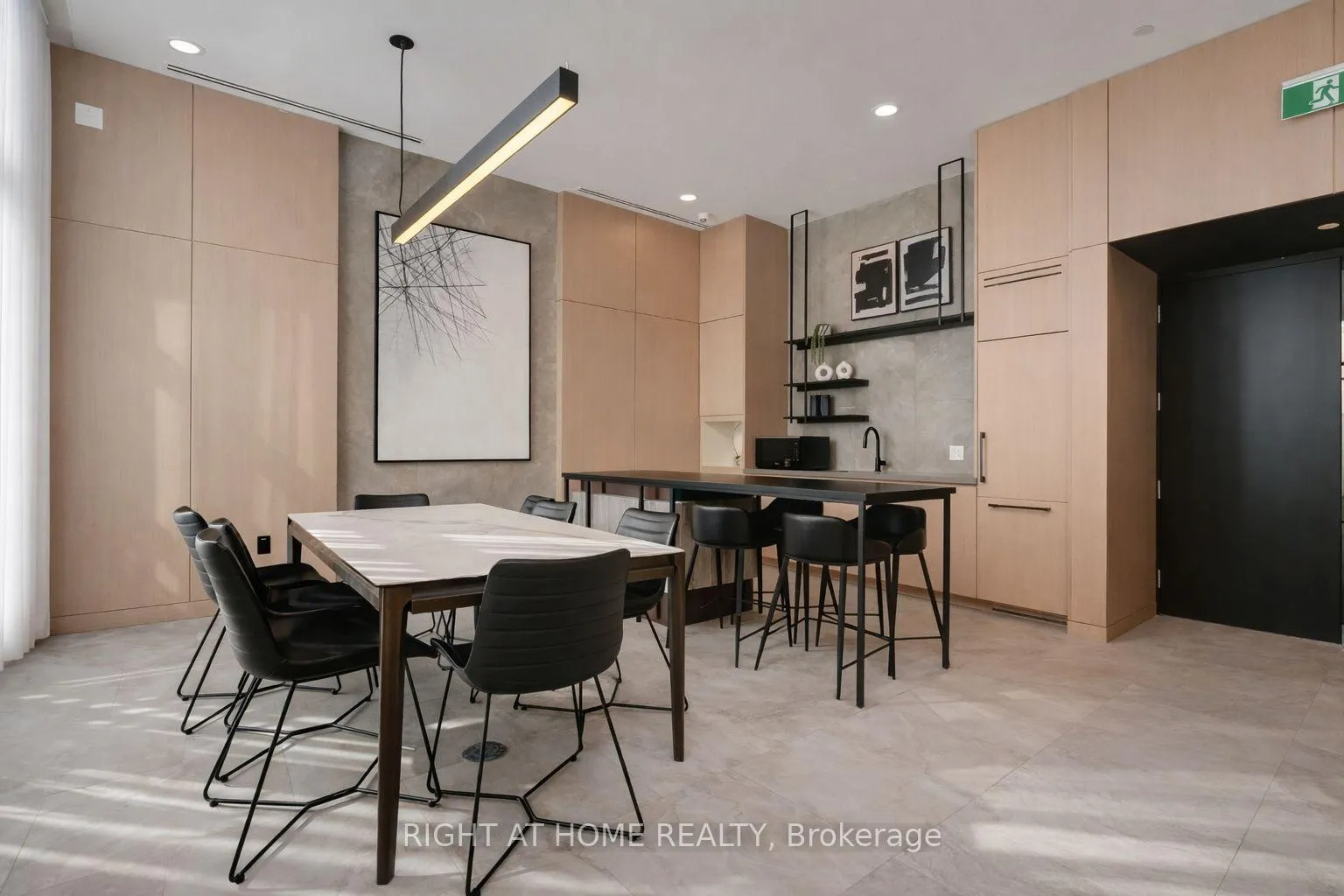 Photo 9 of Unit 603, 10 James Street, Ottawa, Ottawa Centre — HOMEH