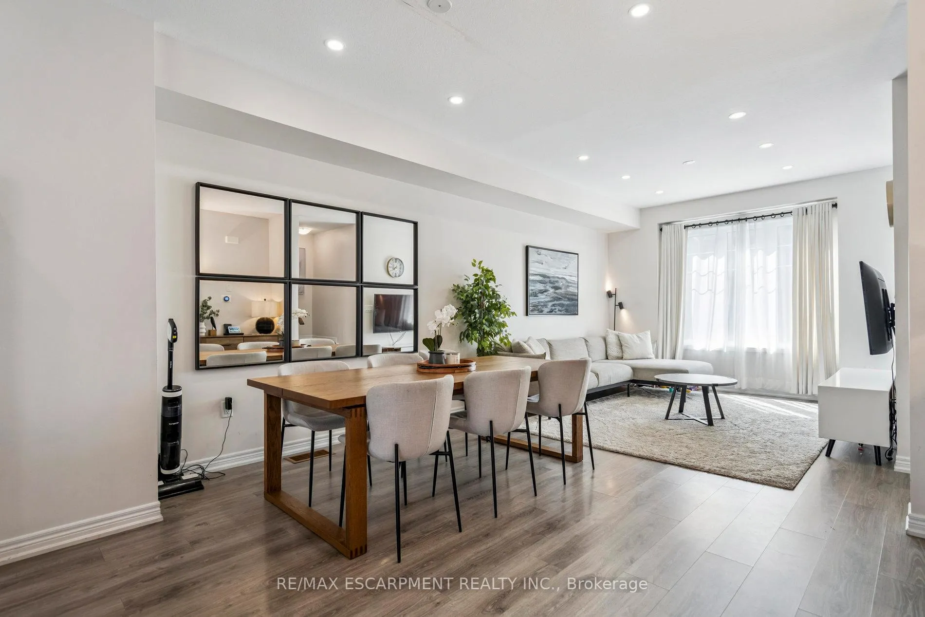 Photo 16 of Unit 130, 1890 Rymal Road E, Hamilton, Rural Glanbrook — HOMEH