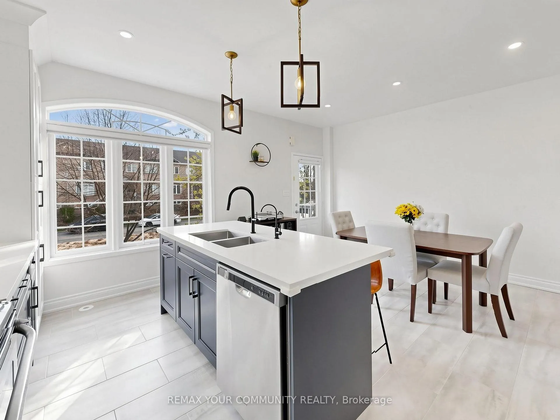 Photo 1 of 2327 Sutton Drive, Burlington, Orchard — HOMEH