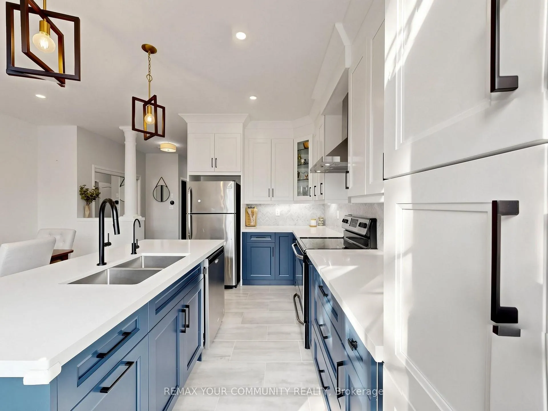 Photo 15 of 2327 Sutton Drive, Burlington, Orchard — HOMEH